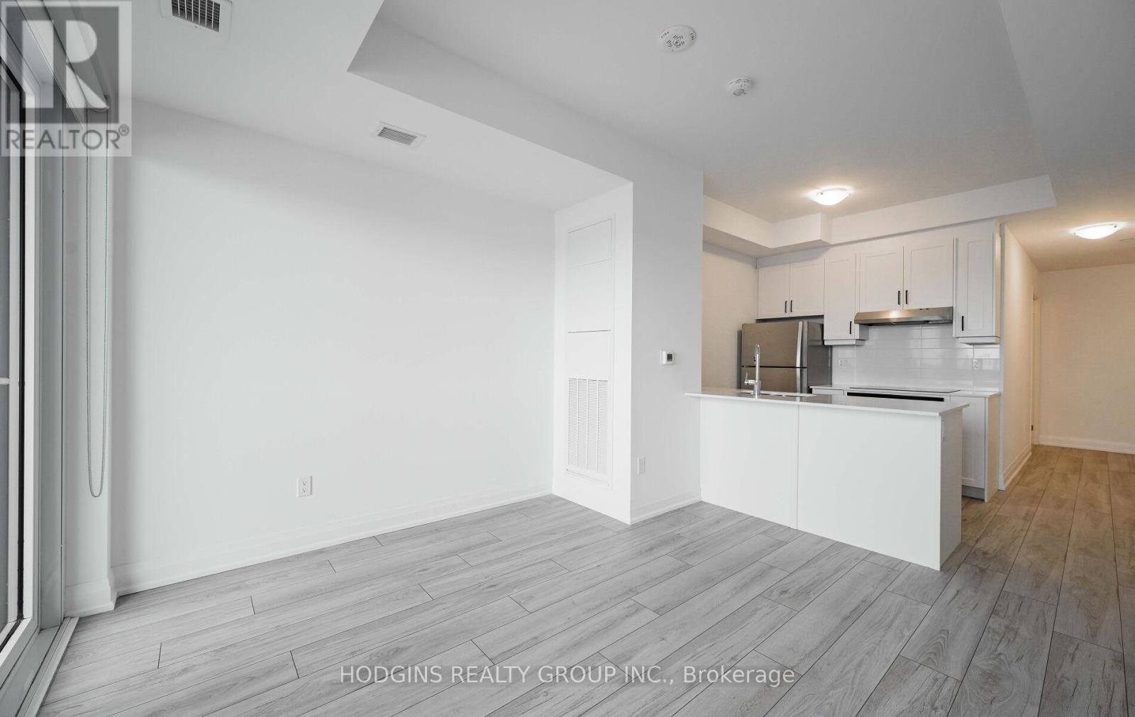 1414 - 1035 Southdown Road, Mississauga, Ontario  L5J 0A2 - Photo 4 - W14084480