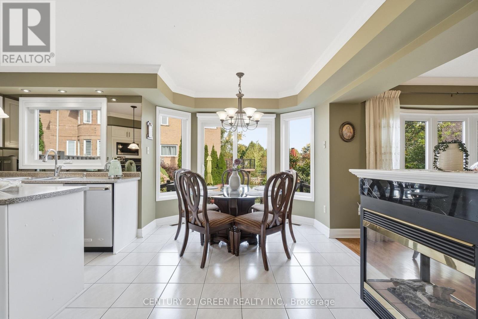 2296 London Mist Court, Mississauga (Central Erin Mills), Ontario  L5M 5Y4 - Photo 10 - W14084486