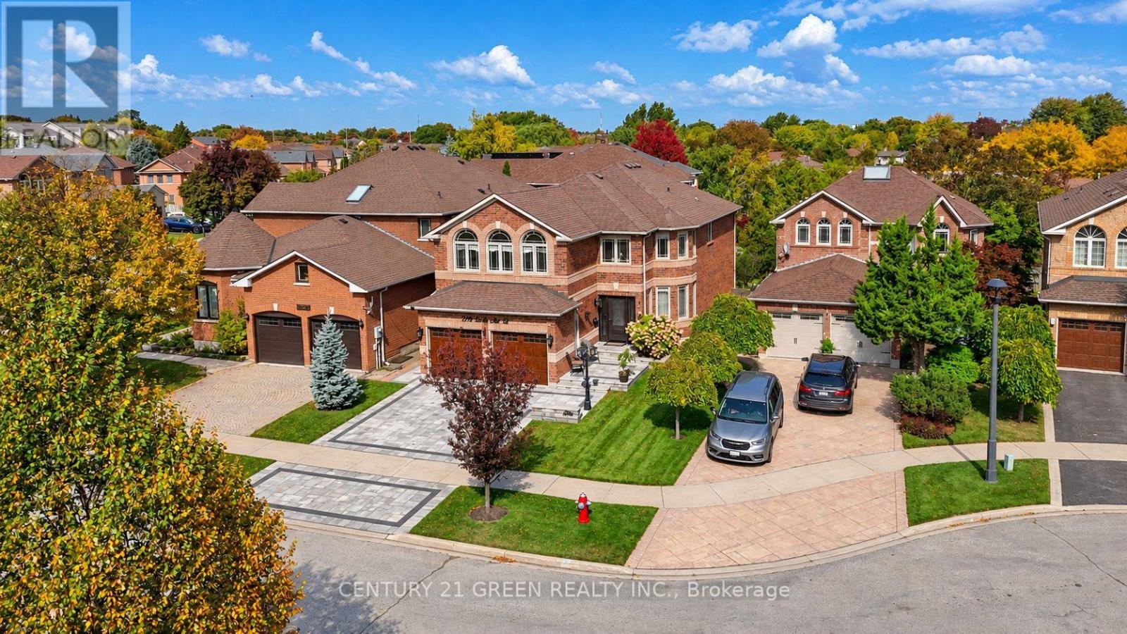 2296 London Mist Court, Mississauga (Central Erin Mills), Ontario  L5M 5Y4 - Photo 3 - W14084486