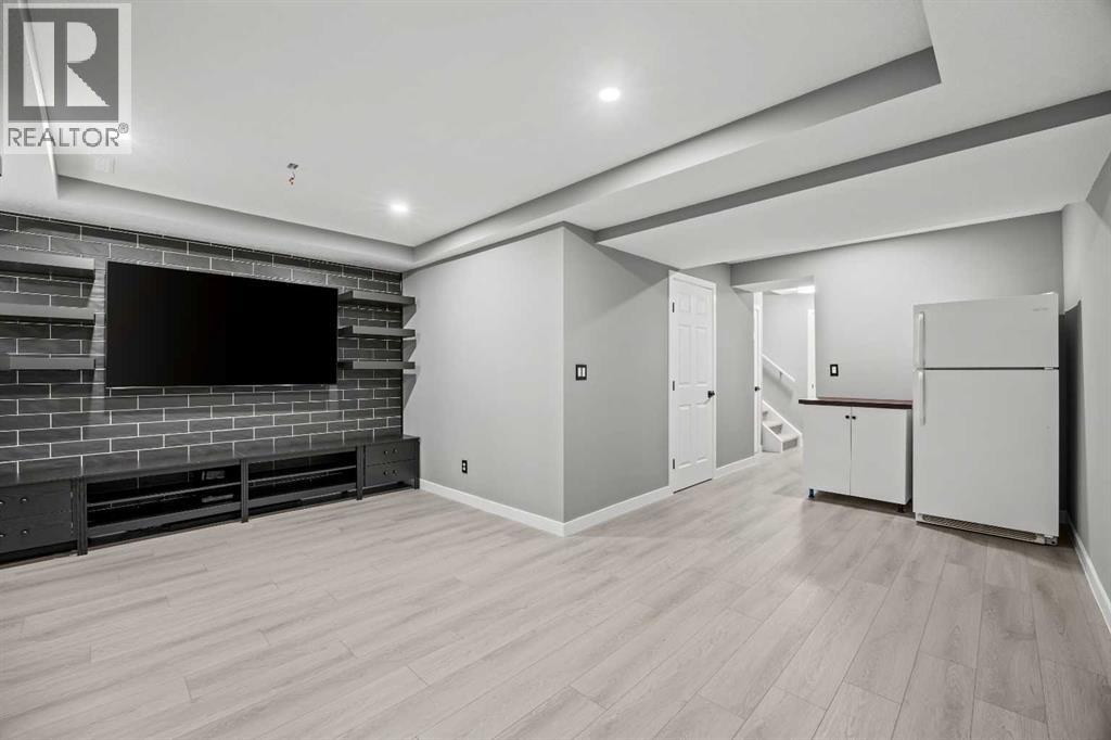 116 Royal Birch Mount NW, Calgary, Alberta  T3G 5W9 - Photo 24 - A2352473