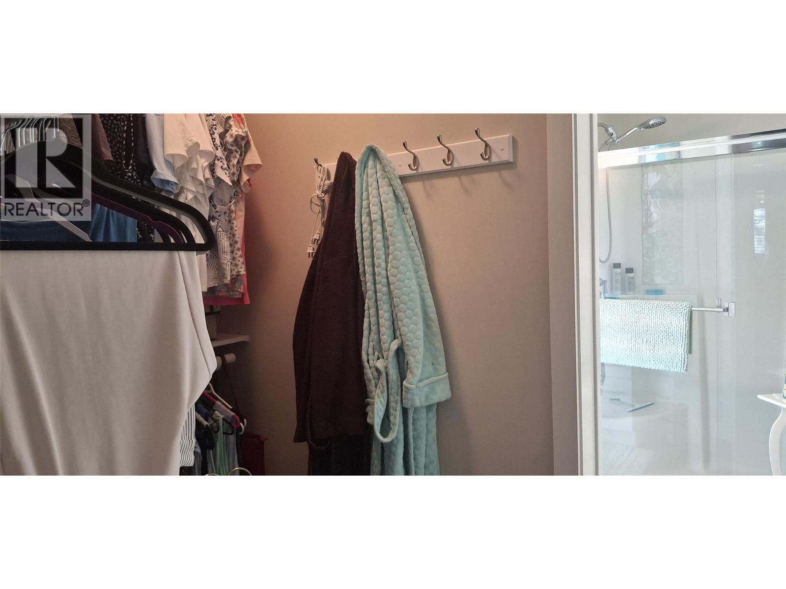 726 Whitehead Street, Sicamous, British Columbia  V0E 2V1 - Photo 19 - 10403681