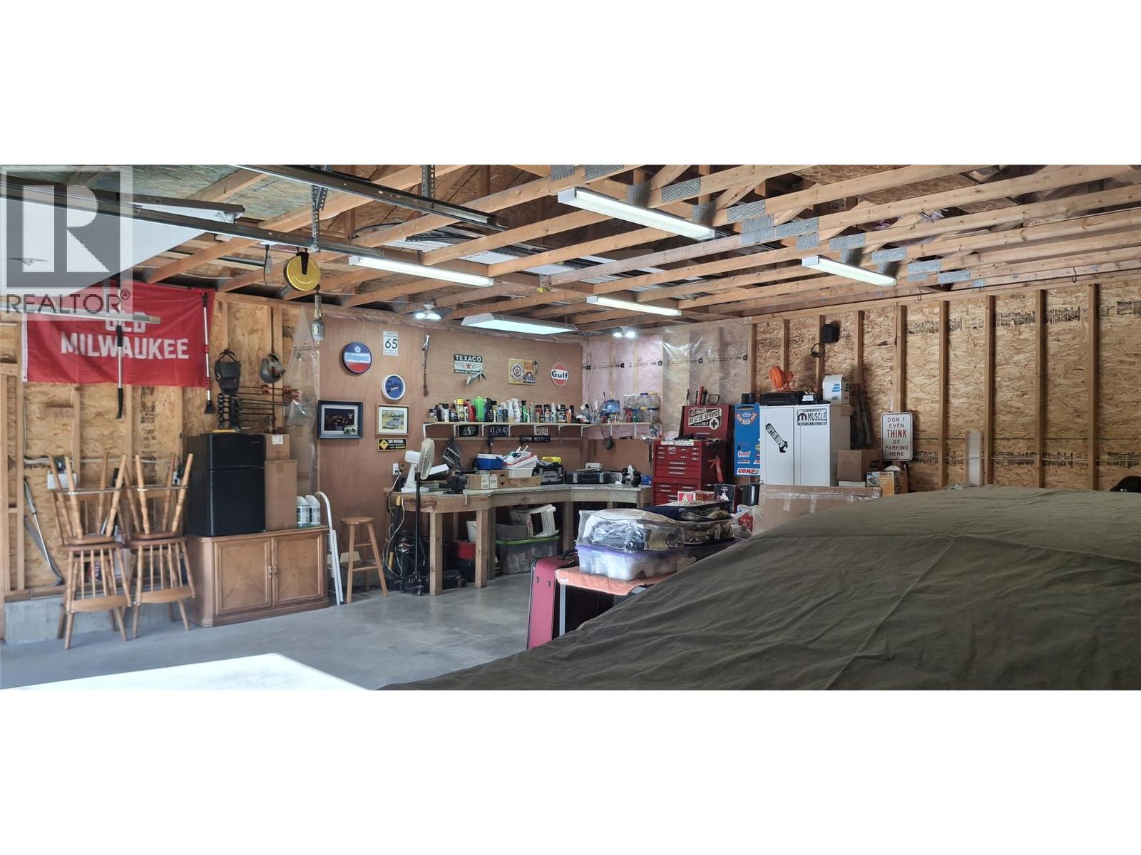 726 Whitehead Street, Sicamous, British Columbia  V0E 2V1 - Photo 35 - 10403681