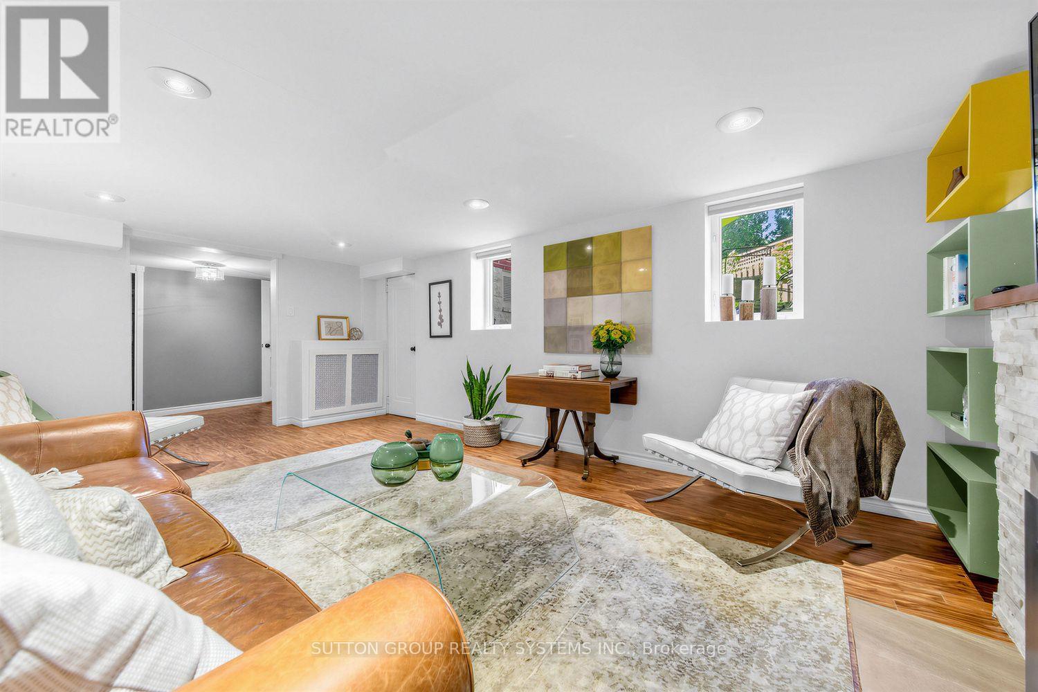 4 Brule Crescent, Toronto, Ontario  M6S 4H9 - Photo 20 - W13838192