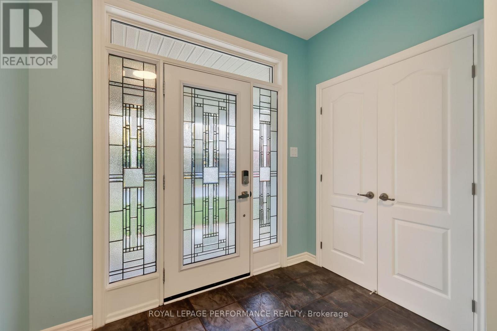 816 Azure Street, Ottawa, Ontario  K4A 0T7 - Photo 3 - X14084516