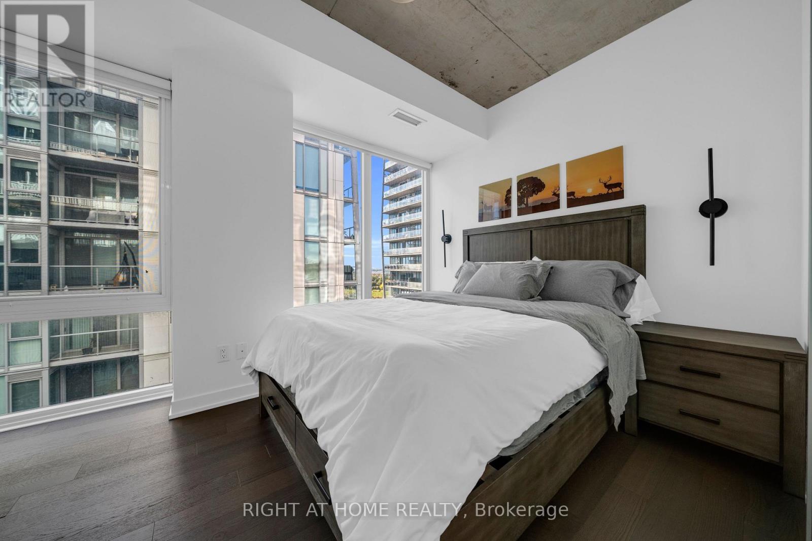1002 - 45 Baseball Place, Toronto (South Riverdale), Ontario  M4M 0H1 - Photo 11 - E14084508