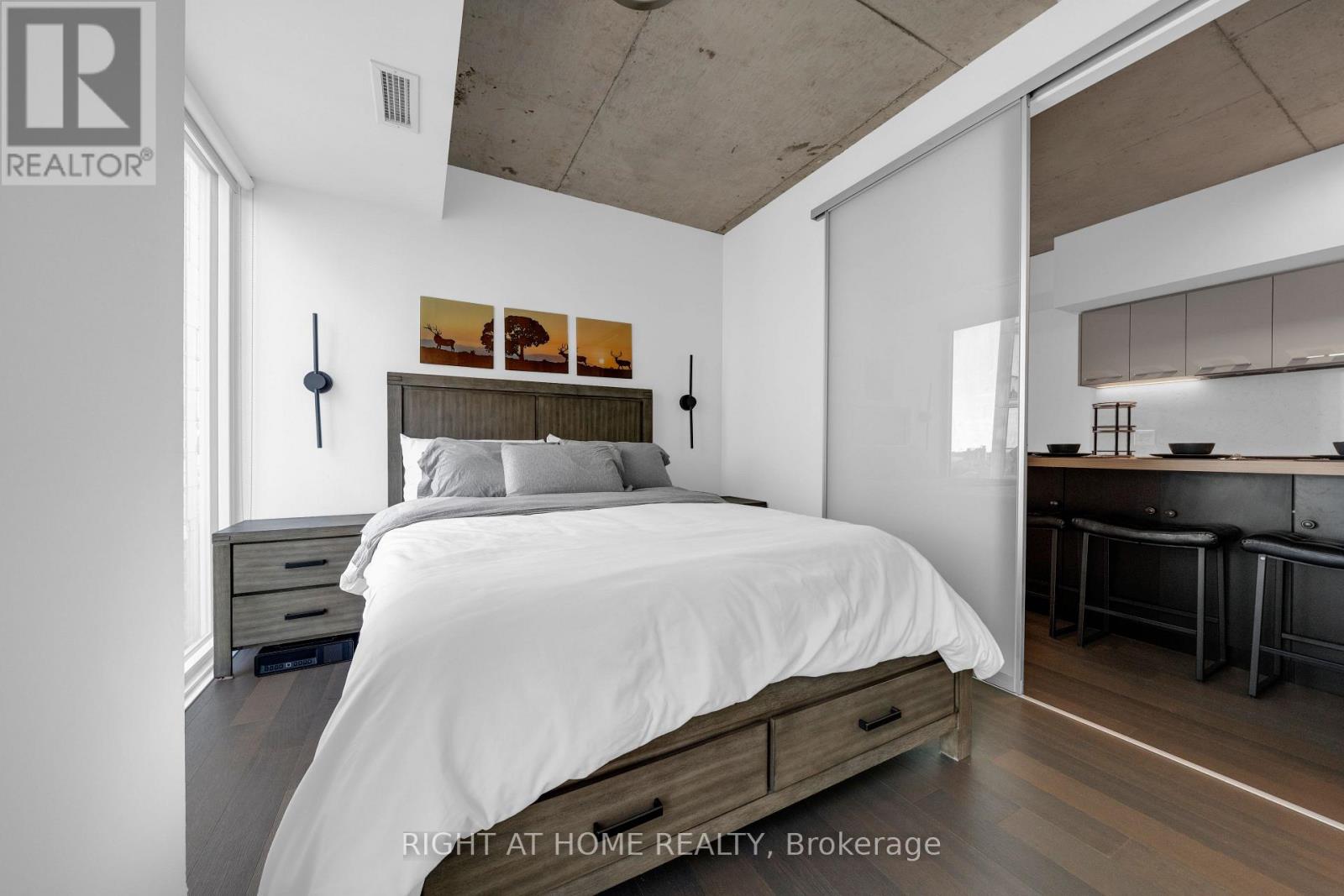 1002 - 45 Baseball Place, Toronto (South Riverdale), Ontario  M4M 0H1 - Photo 12 - E14084508