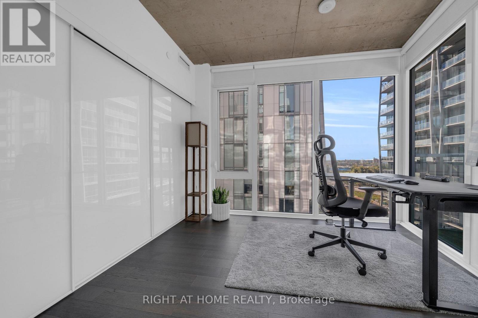 1002 - 45 Baseball Place, Toronto (South Riverdale), Ontario  M4M 0H1 - Photo 14 - E14084508