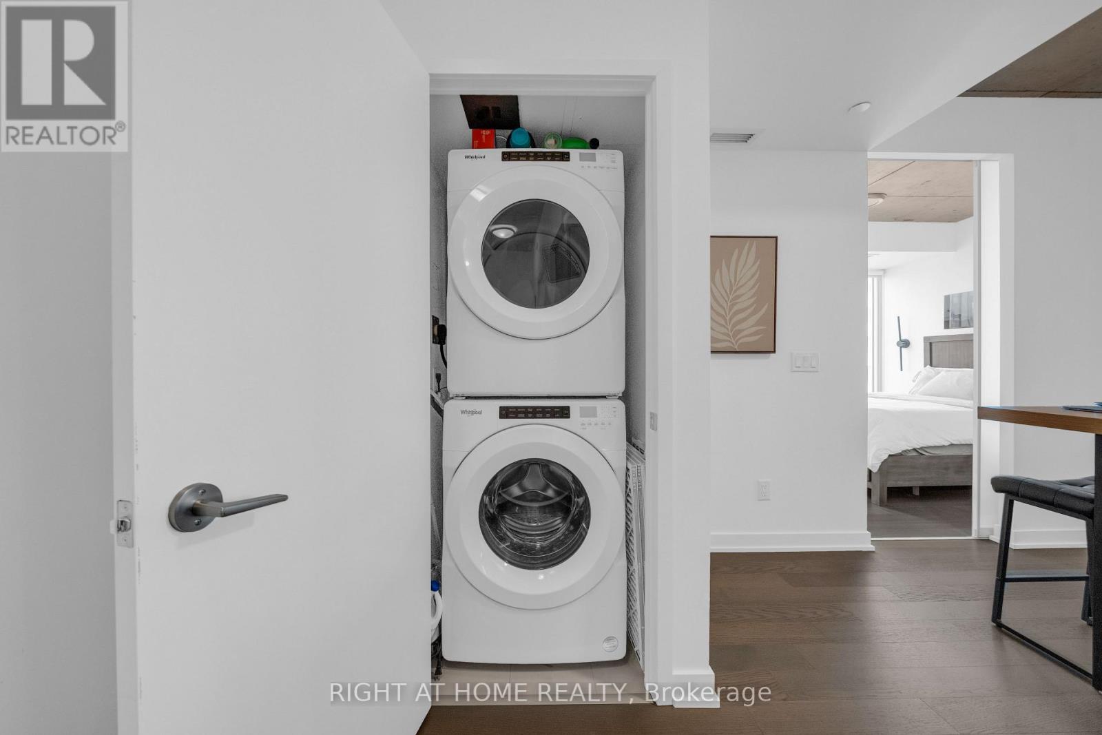 1002 - 45 Baseball Place, Toronto (South Riverdale), Ontario  M4M 0H1 - Photo 18 - E14084508