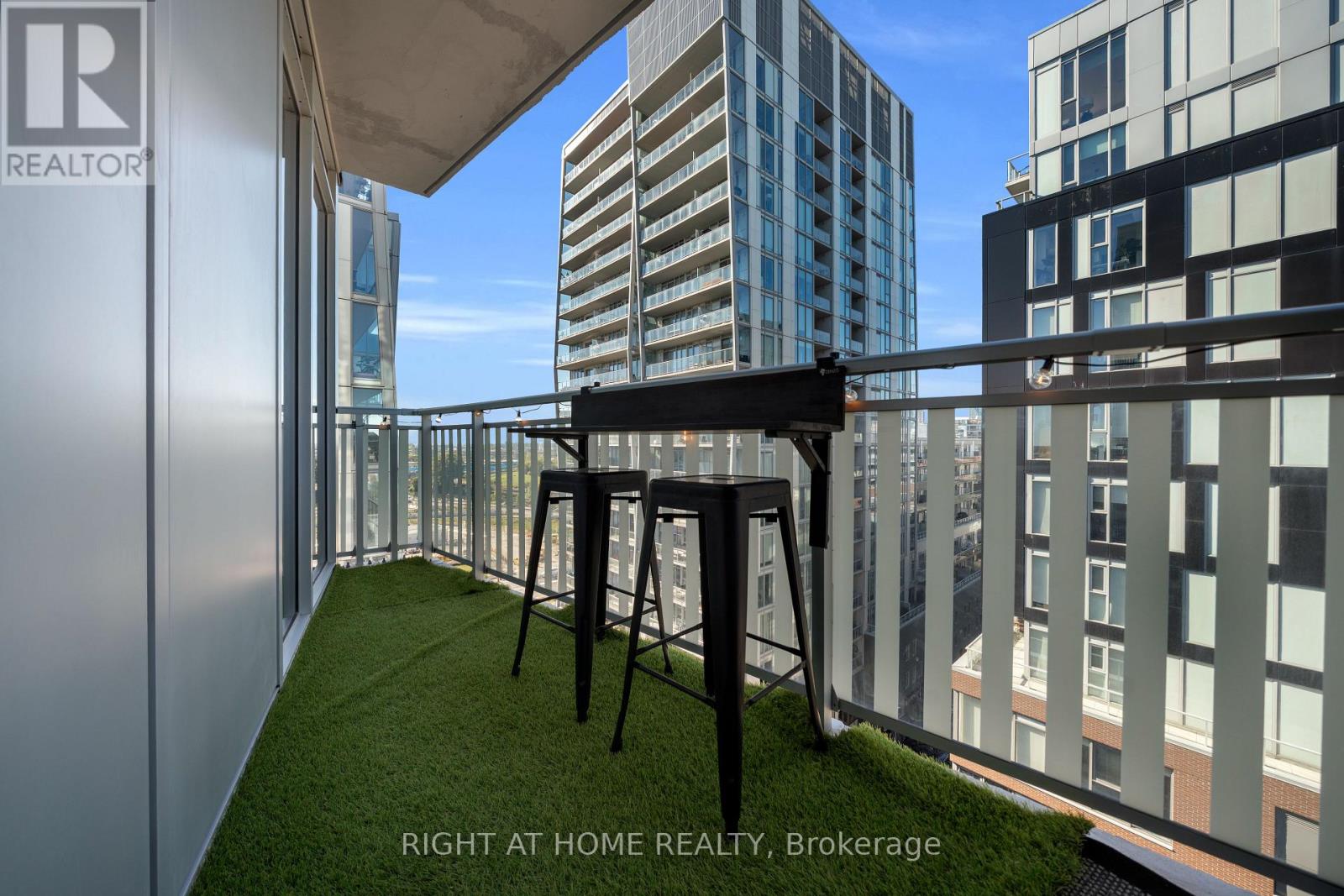 1002 - 45 Baseball Place, Toronto (South Riverdale), Ontario  M4M 0H1 - Photo 24 - E14084508