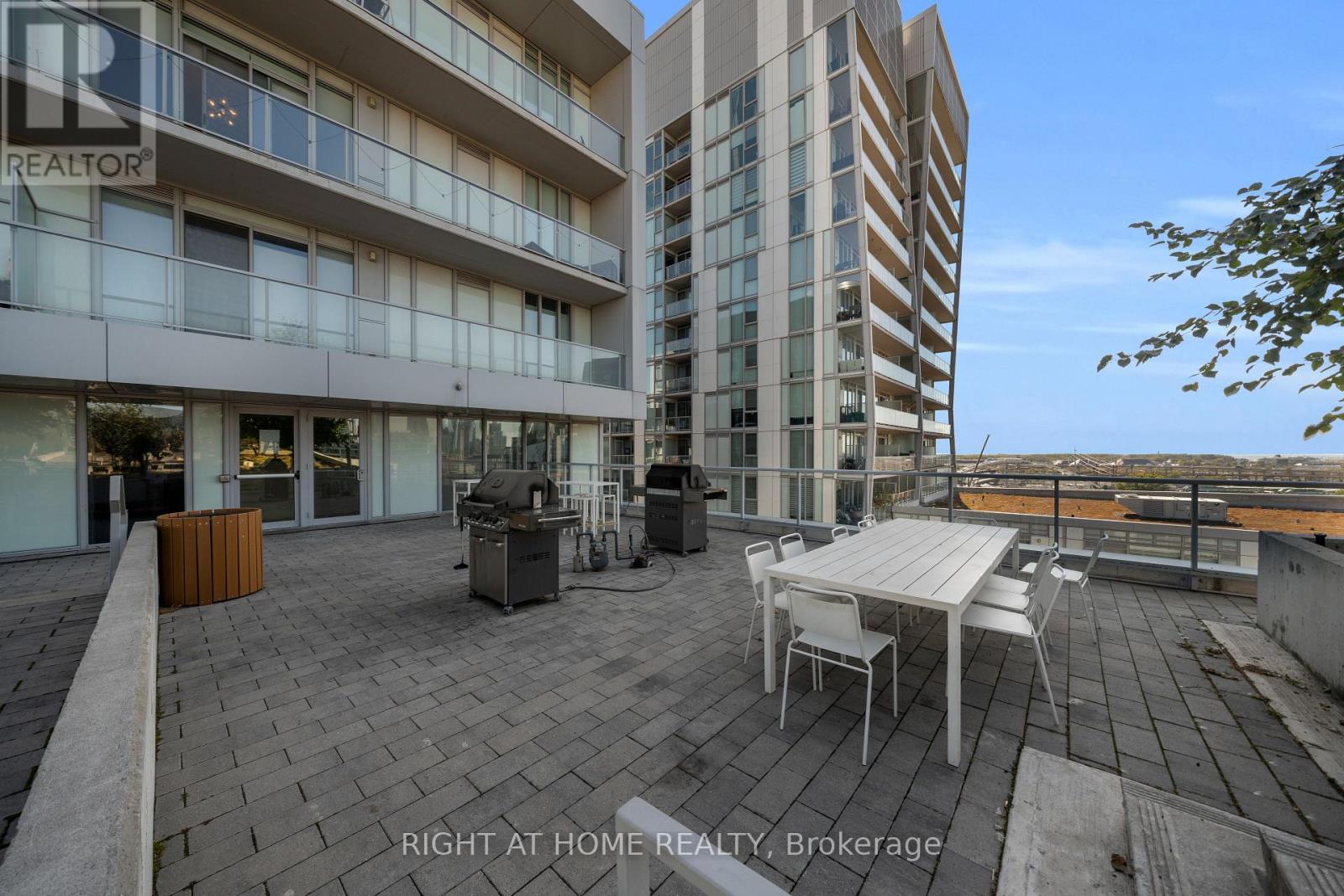 1002 - 45 Baseball Place, Toronto (South Riverdale), Ontario  M4M 0H1 - Photo 32 - E14084508
