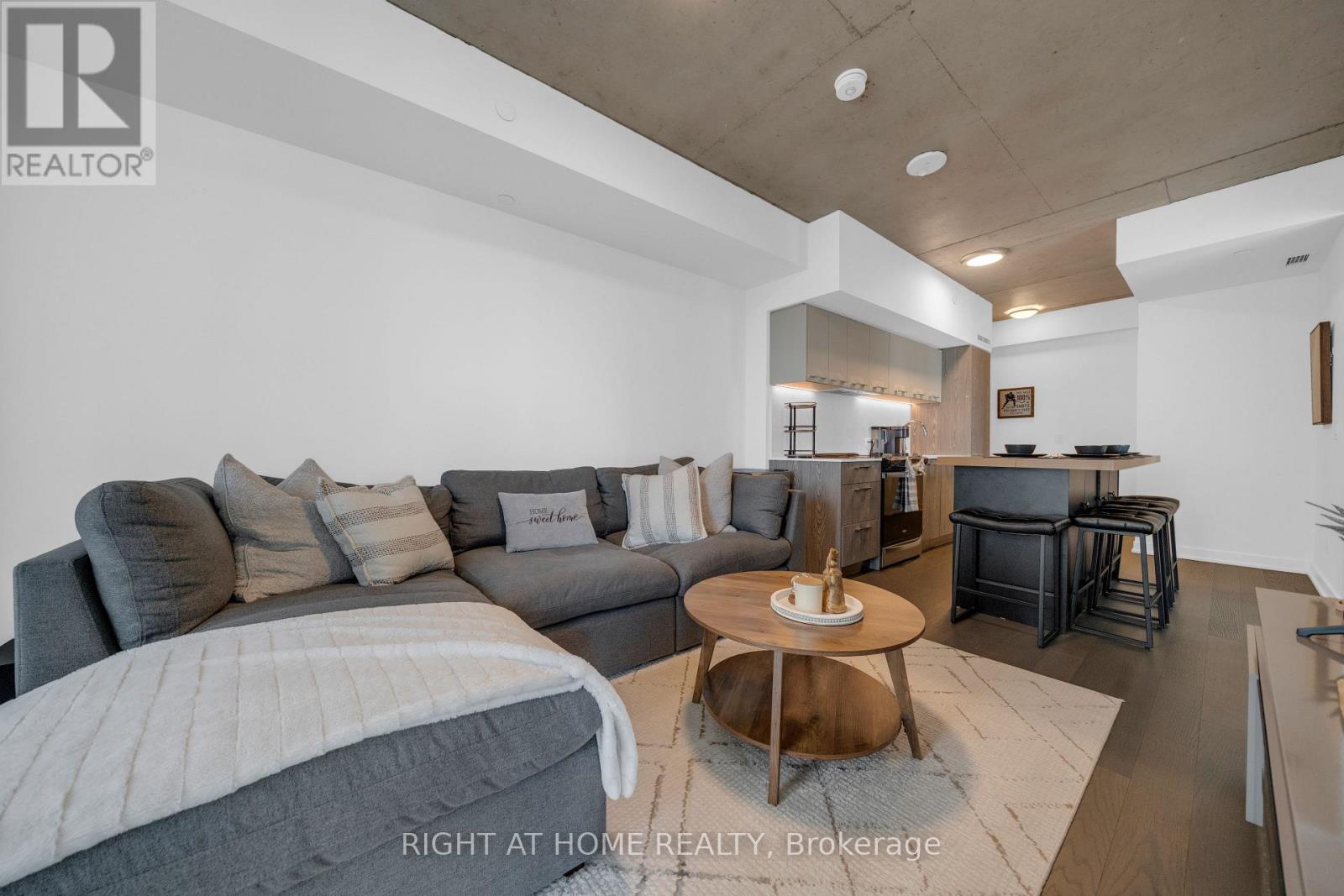 1002 - 45 Baseball Place, Toronto (South Riverdale), Ontario  M4M 0H1 - Photo 7 - E14084508