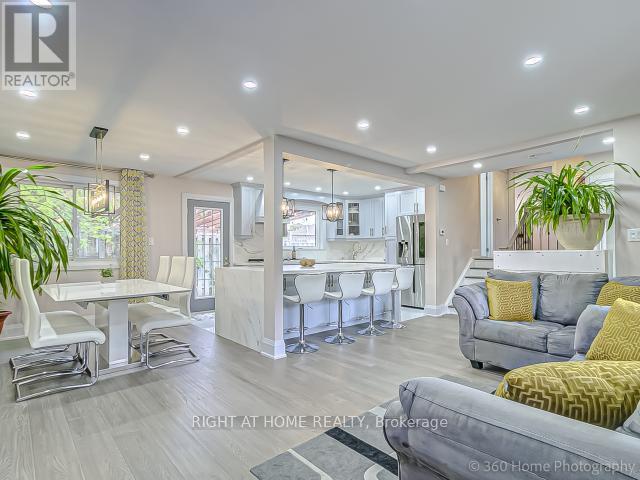 1179 Queens Avenue, Oakville, Ontario  L6H 2B7 - Photo 1 - W14084528