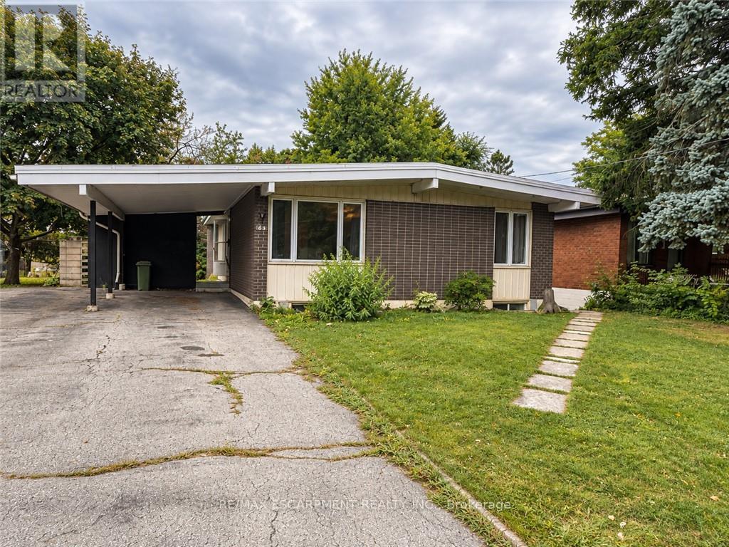 UPPER - 63 SANATORIUM ROAD, Hamilton, Ontario