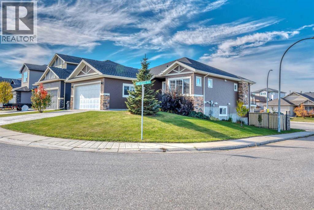 1 Lakes Estates Circle