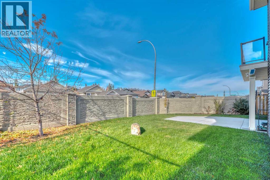 1 Lakes Estates Circle