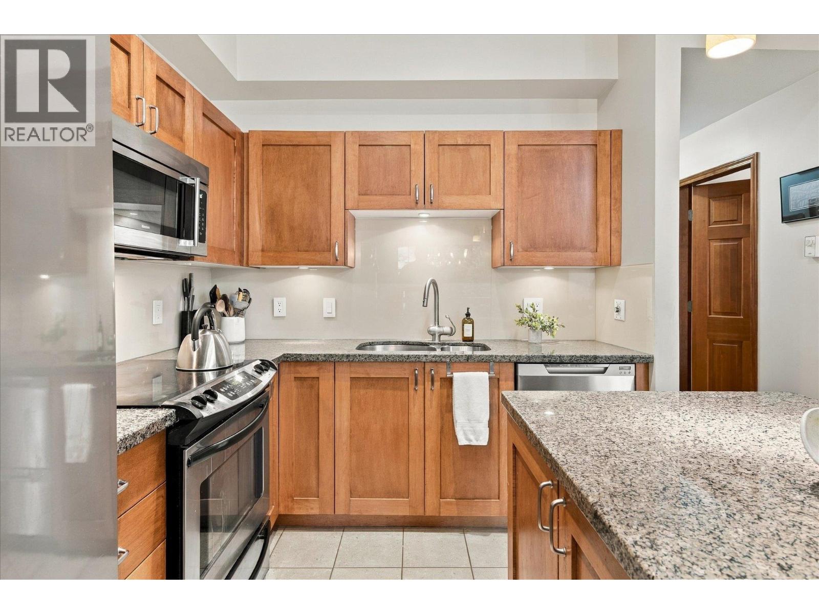 309 3300 Ptarmigan Place, Whistler, British Columbia  V8E 0V5 - Photo 9 - R3175939