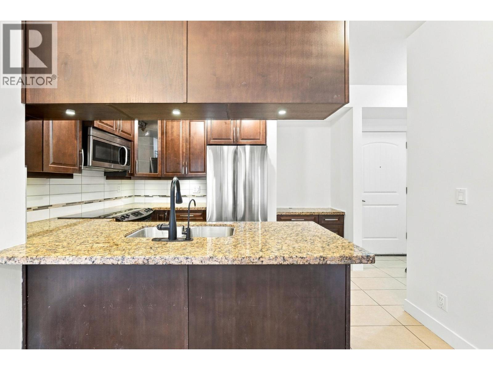 212 12525 190a Street, Pitt Meadows, British Columbia  V3Y 0E1 - Photo 6 - R3175958