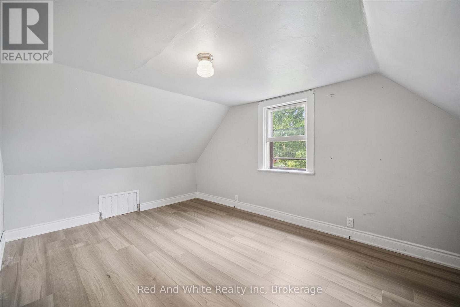 1279 Hamilton Street, Cambridge, Ontario  N3H 3G4 - Photo 17 - X14084616