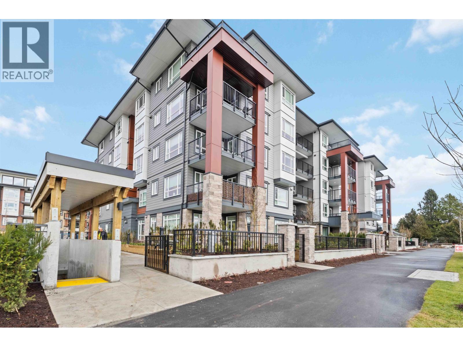 407 22575 Brown Avenue, Maple Ridge, British Columbia  V3E 3N2 - Photo 2 - R3175960