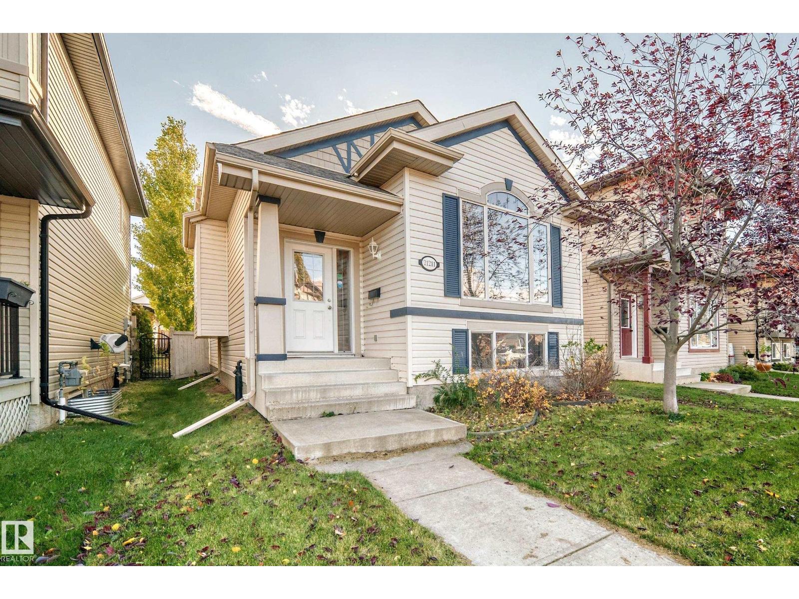 21211 59 AV NW