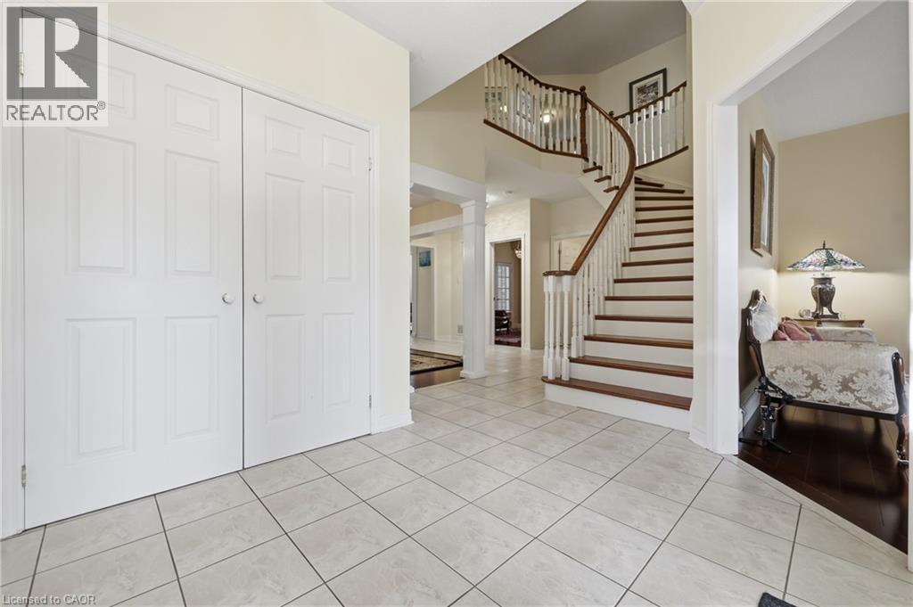 62 Anderson Court, Ancaster, Ontario  L9G 4Z7 - Photo 12 - 40871803