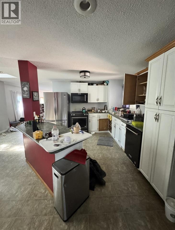 7316 Bear Road, Prince George, British Columbia  V2N 5N7 - Photo 3 - R3175885