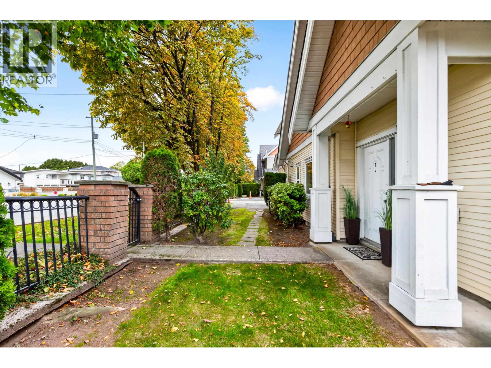 1 11331 Cambie Road, Richmond, British Columbia  V6X 1L3 - Photo 4 - R3175921