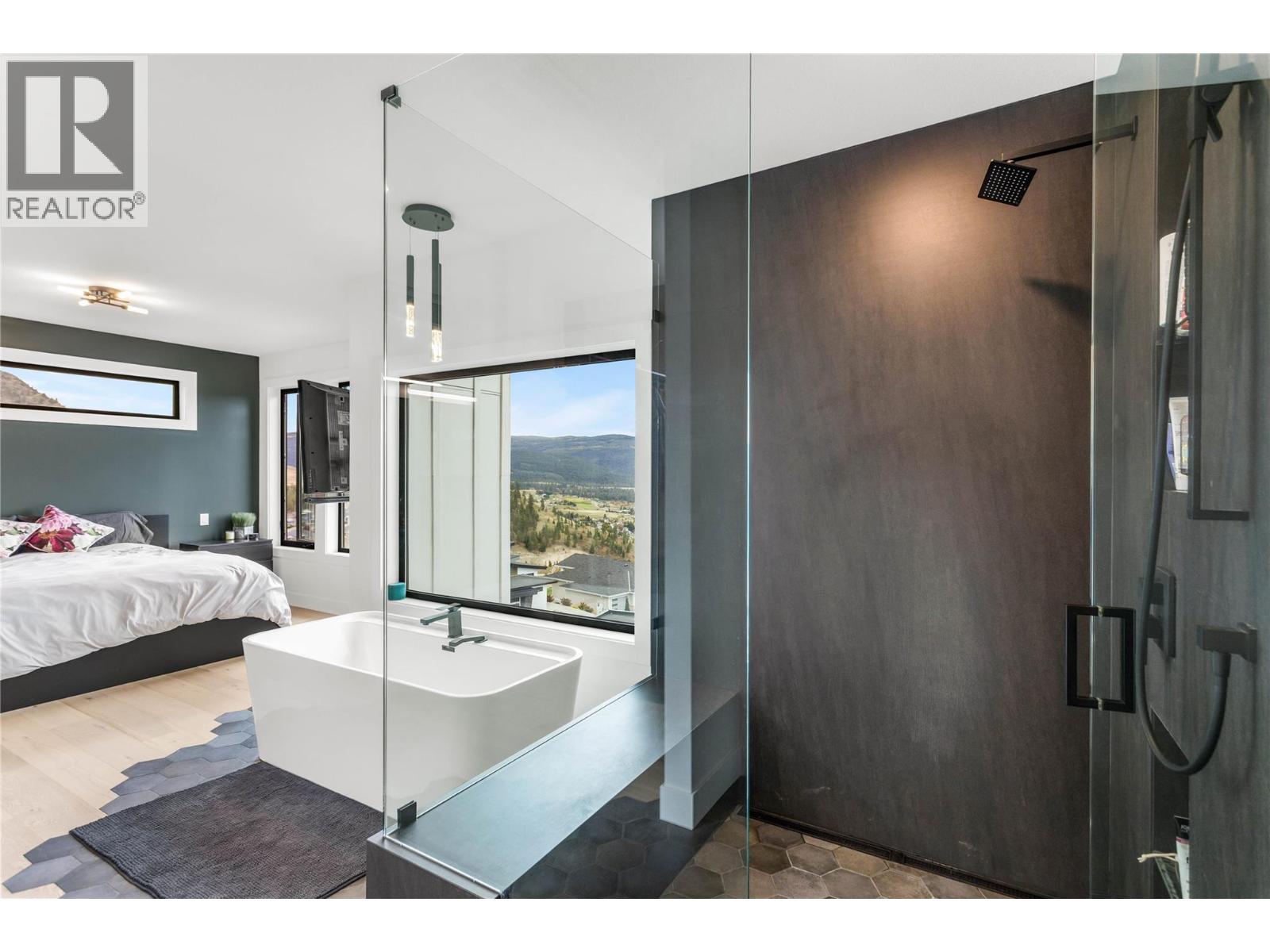1592 Carnegie Street, Kelowna, British Columbia  V1P 1V2 - Photo 32 - 10403761