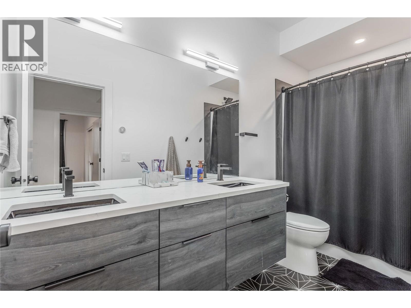 1592 Carnegie Street, Kelowna, British Columbia  V1P 1V2 - Photo 50 - 10403761