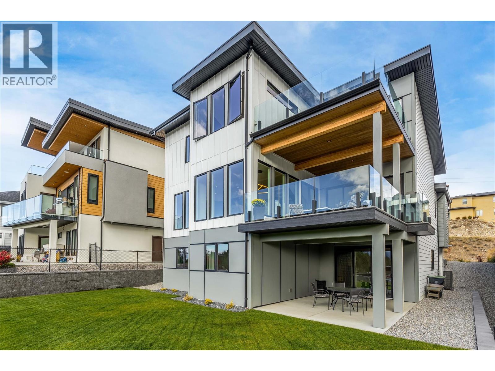1592 Carnegie Street, Kelowna, British Columbia  V1P 1V2 - Photo 66 - 10403761