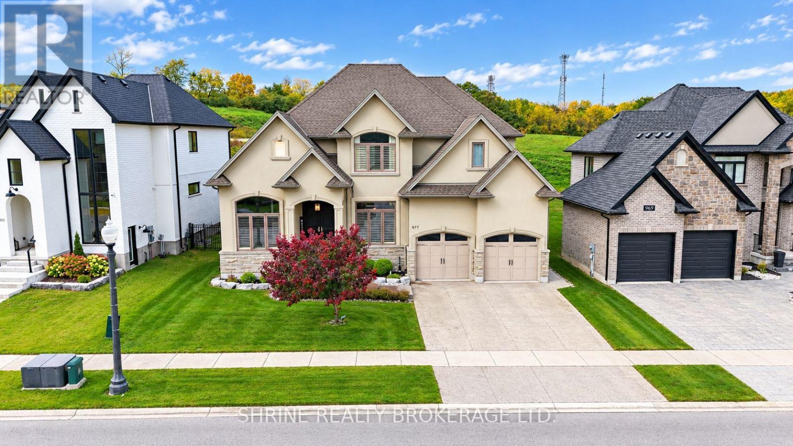 977 LONGWORTH ROAD, London South, Ontario