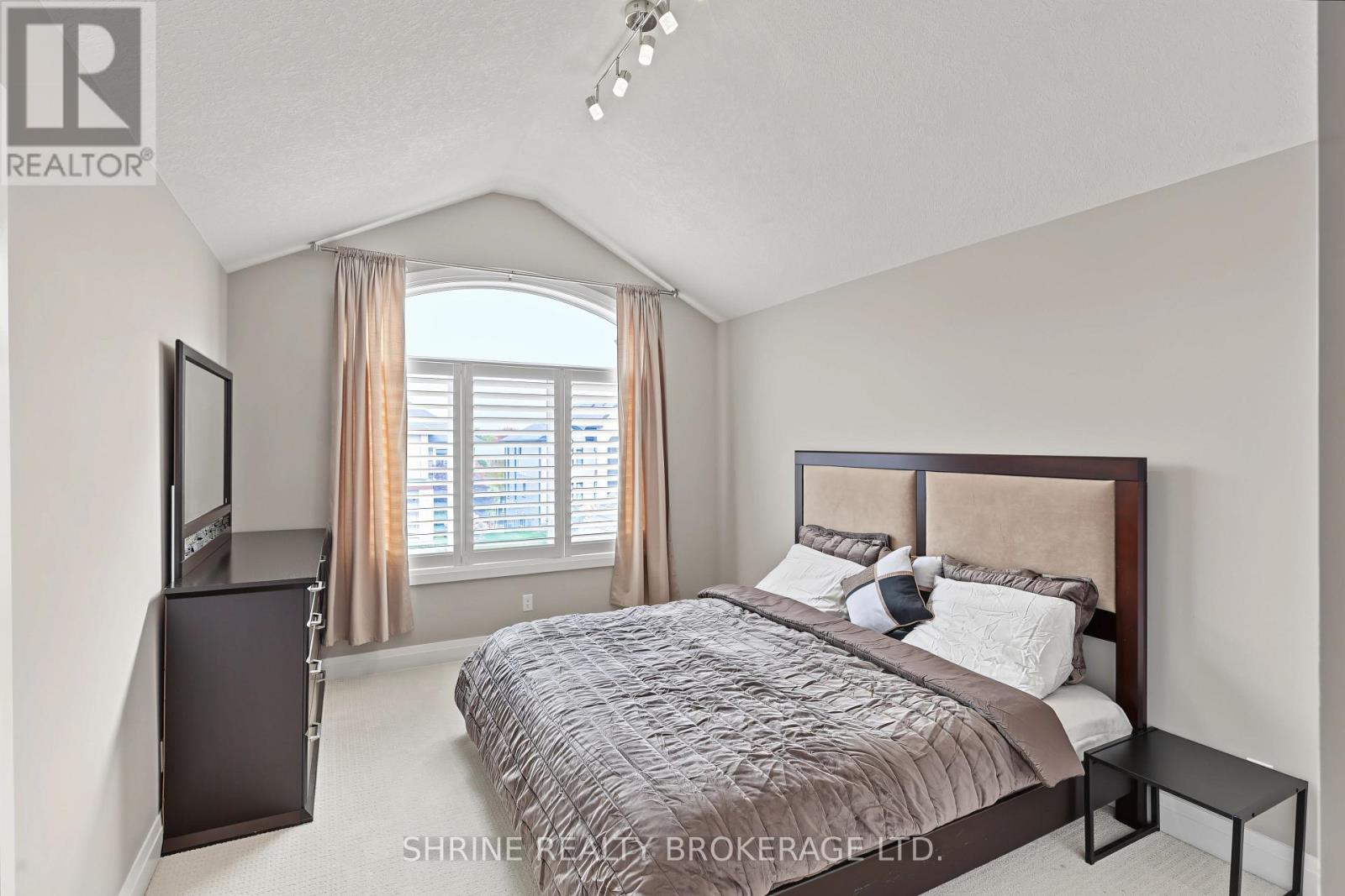 977 Longworth Road, London South (South L), Ontario  N6K 0C9 - Photo 16 - X14084624