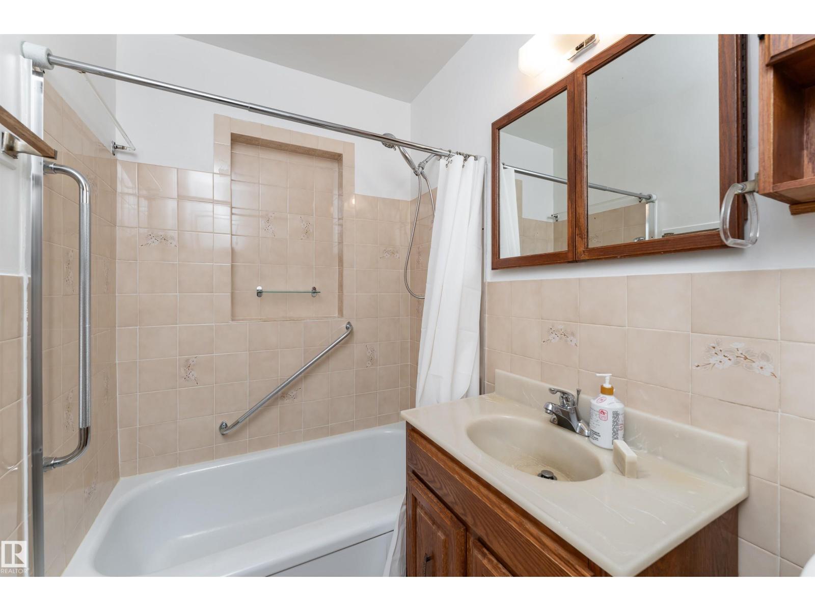 10640 79 ST NW