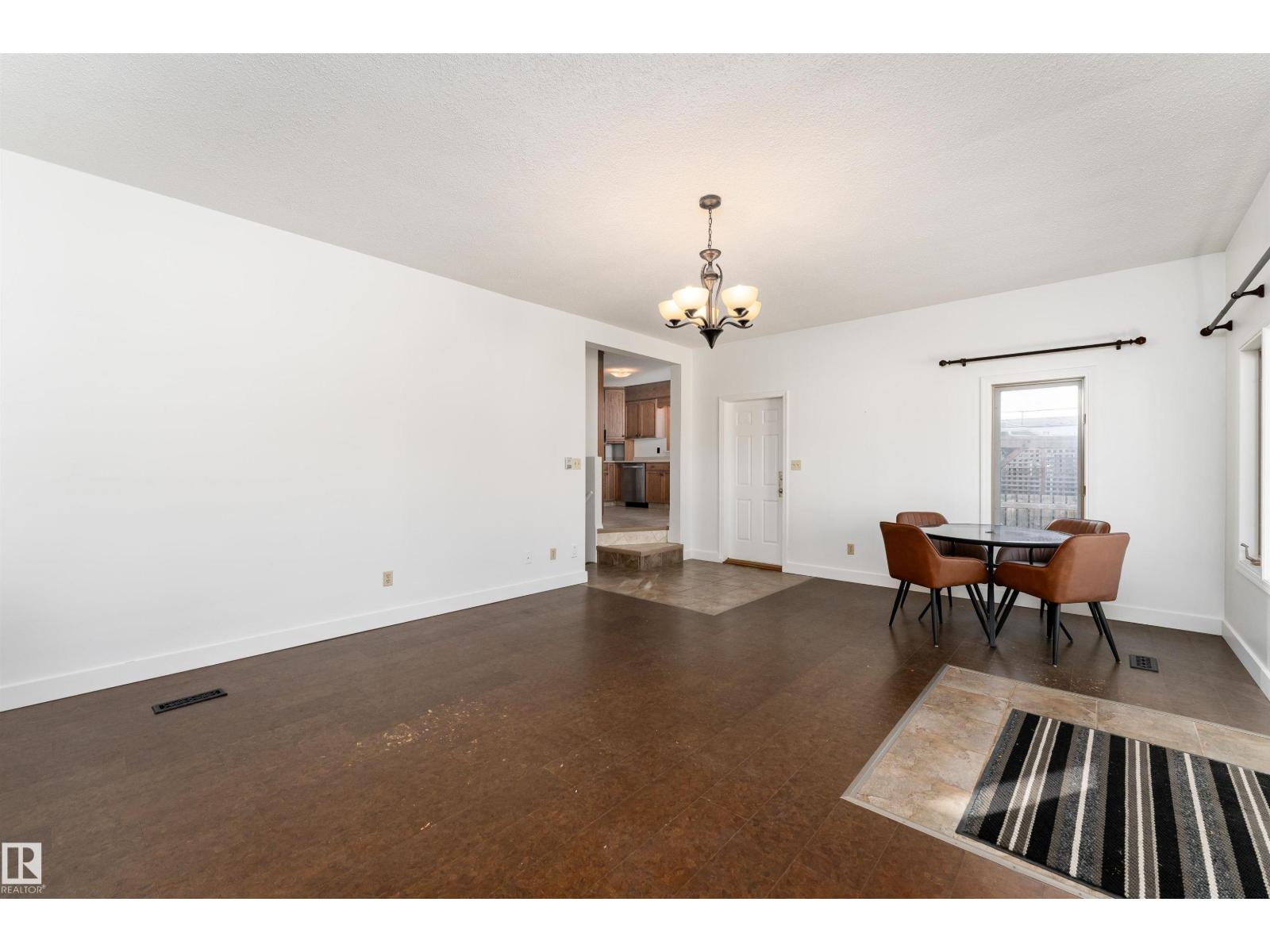 10640 79 ST NW