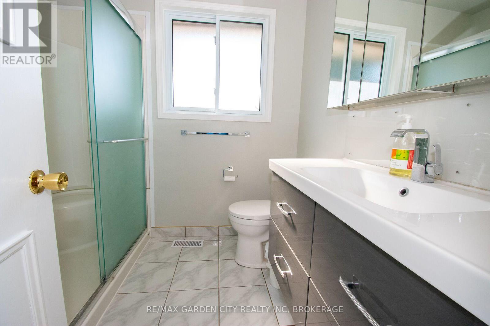 15 Karen Crescent, Grimsby (Grimsby West), Ontario  L3M 2E3 - Photo 21 - X14084666