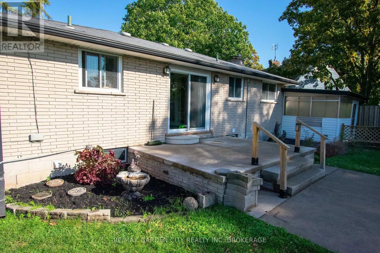 15 Karen Crescent, Grimsby (Grimsby West), Ontario  L3M 2E3 - Photo 49 - X14084666