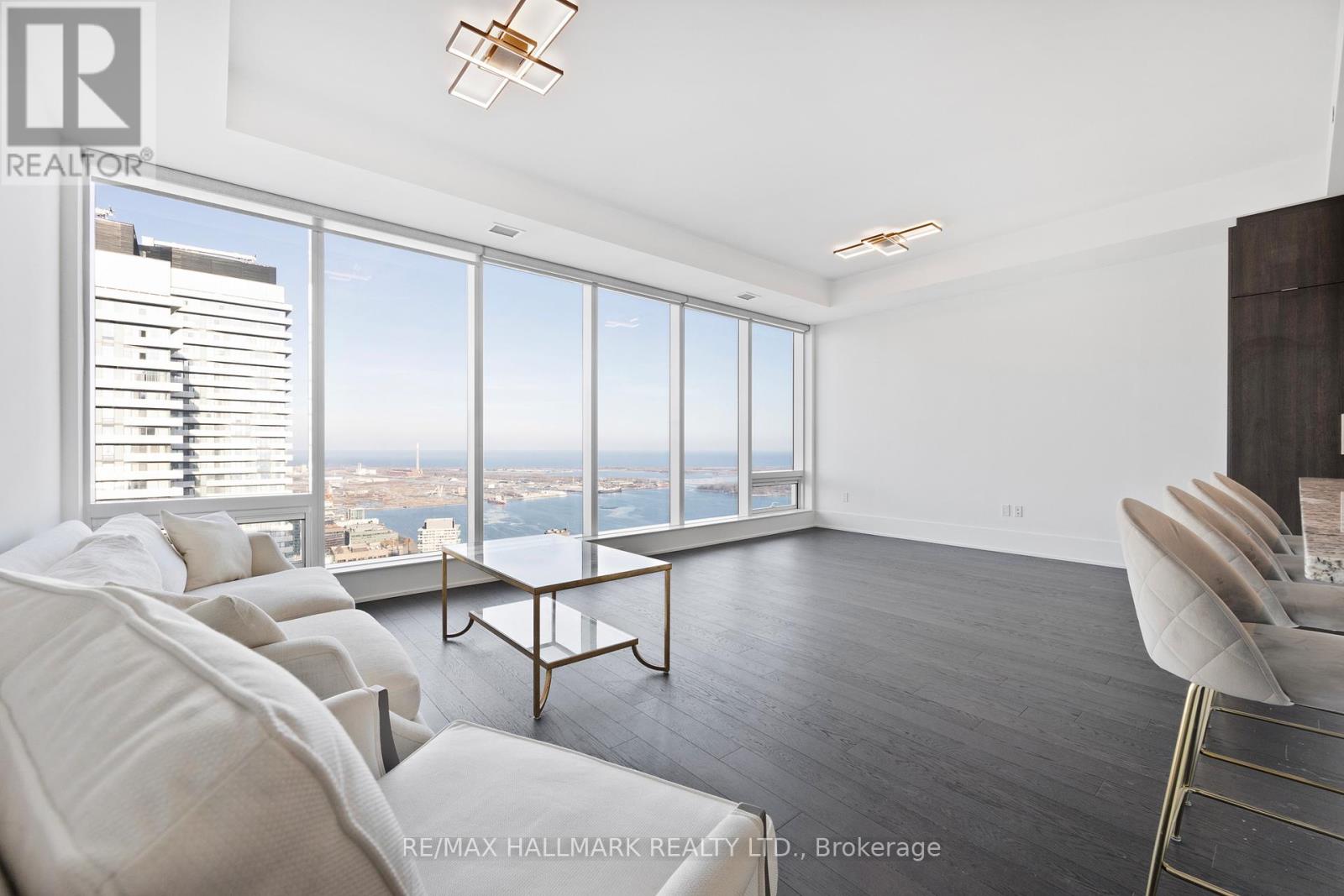 6403 - 10 York Street, Toronto (Waterfront Communities), Ontario  M5J 0E1 - Photo 4 - C14084628