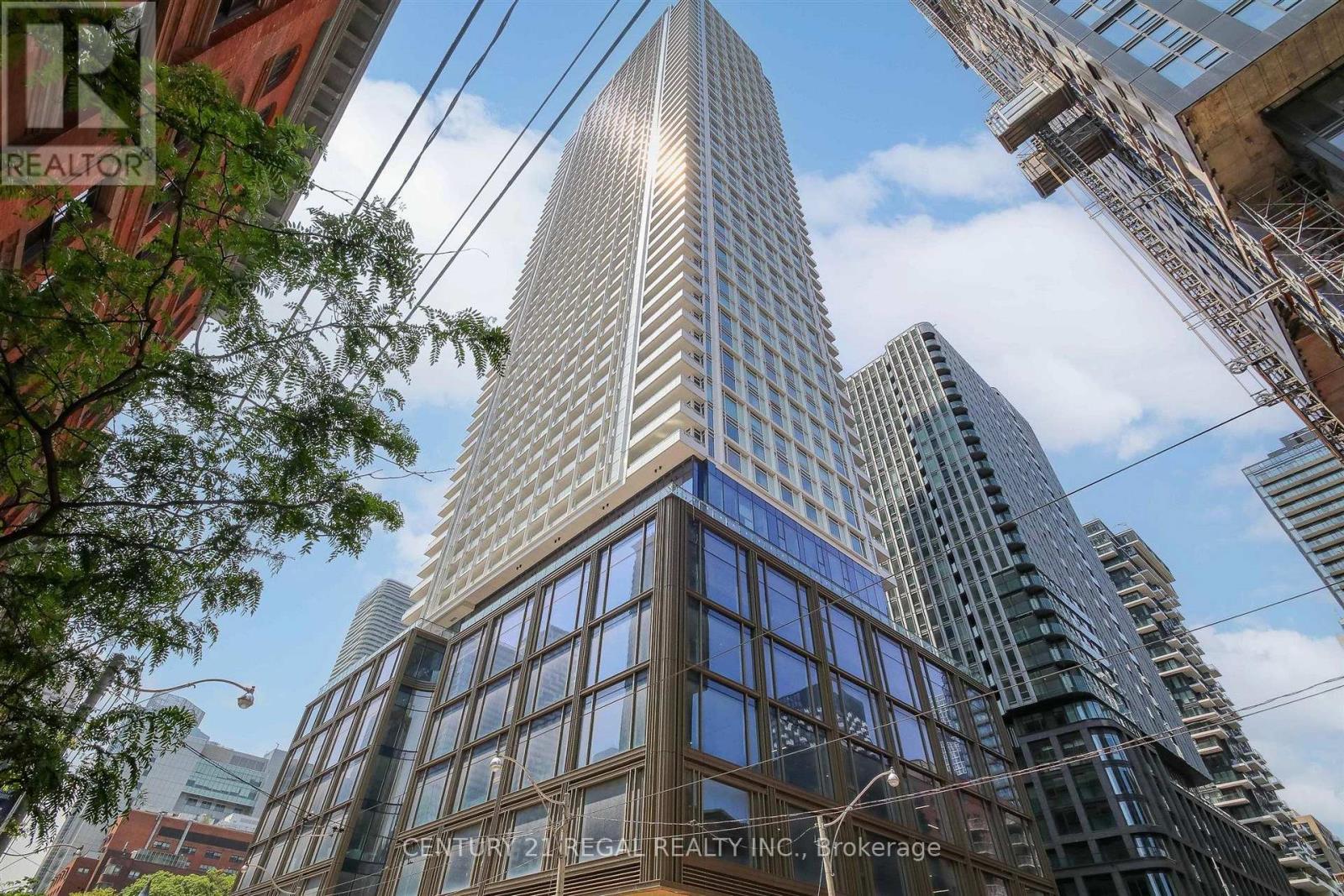 1915 - 889 QUEEN STREET E, toronto (church-yonge corridor), Ontario
