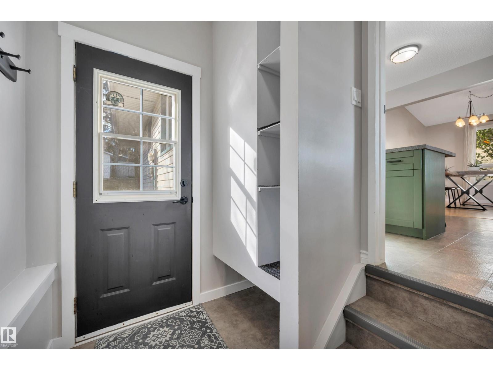 132 GARLAND CR