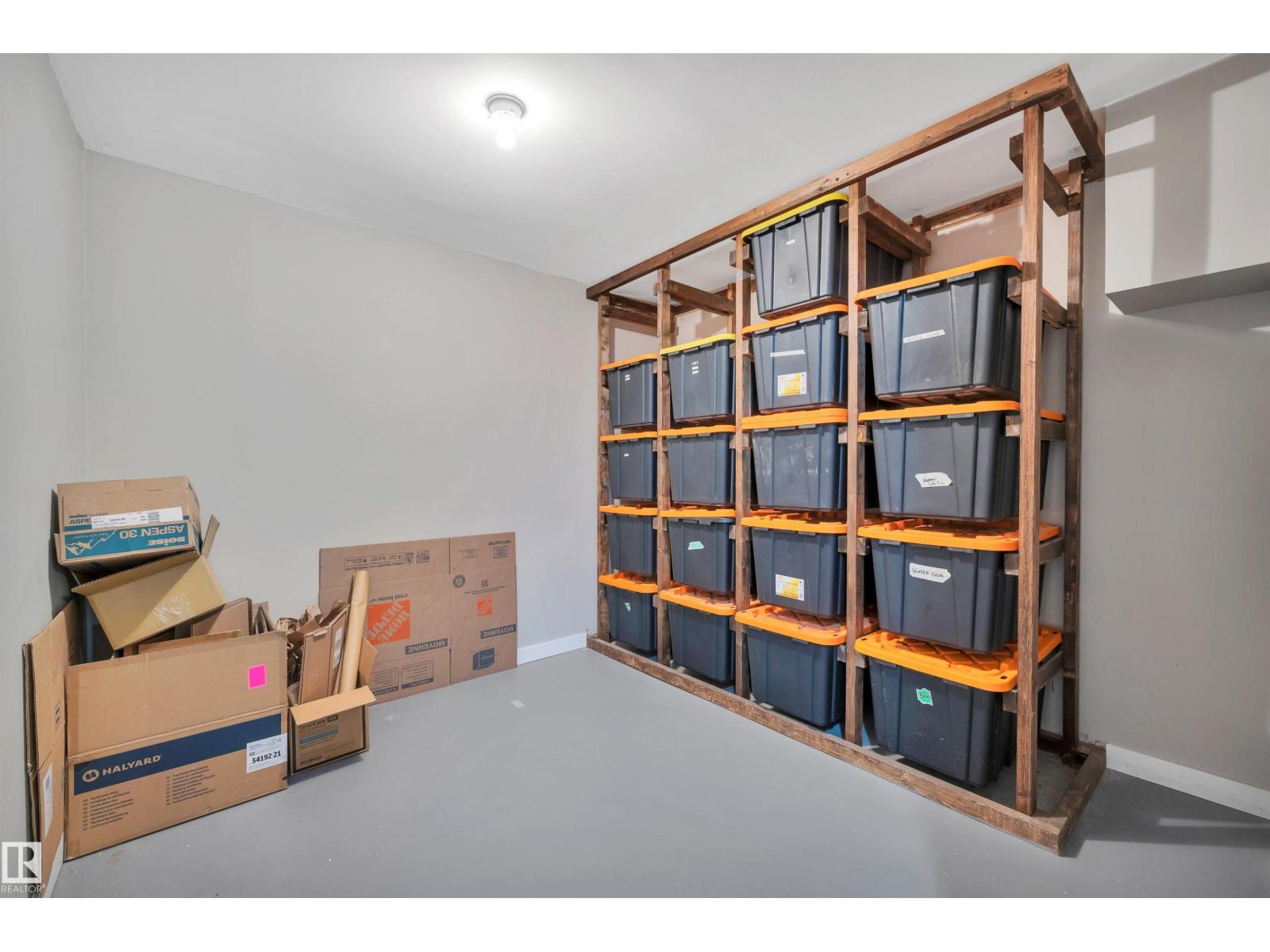 132 GARLAND CR