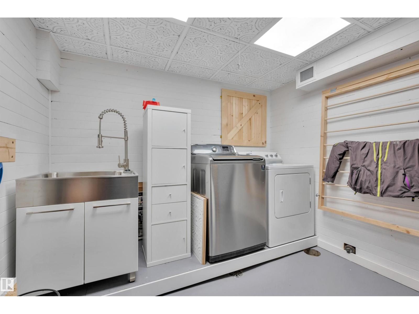 132 GARLAND CR