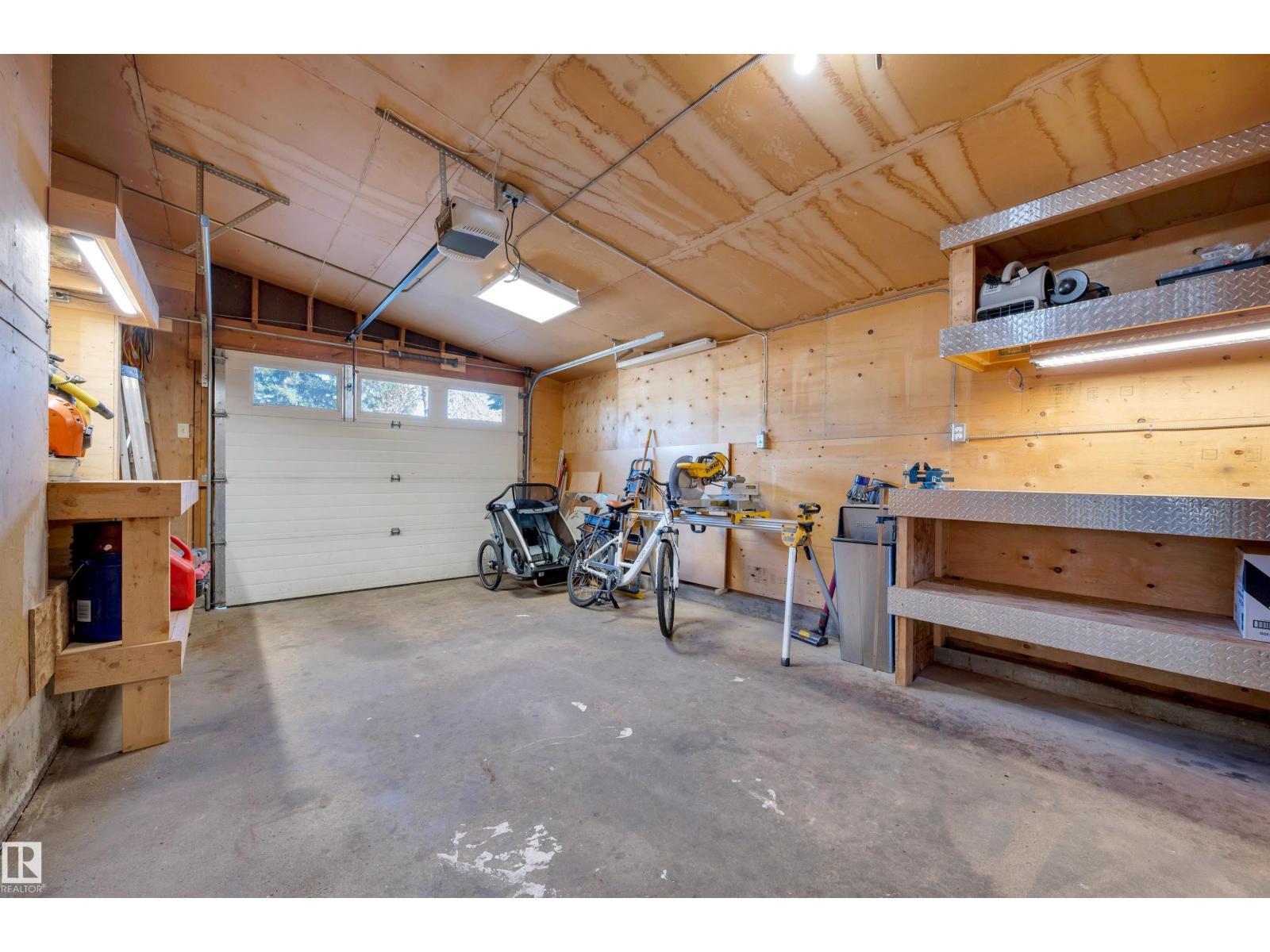 132 GARLAND CR