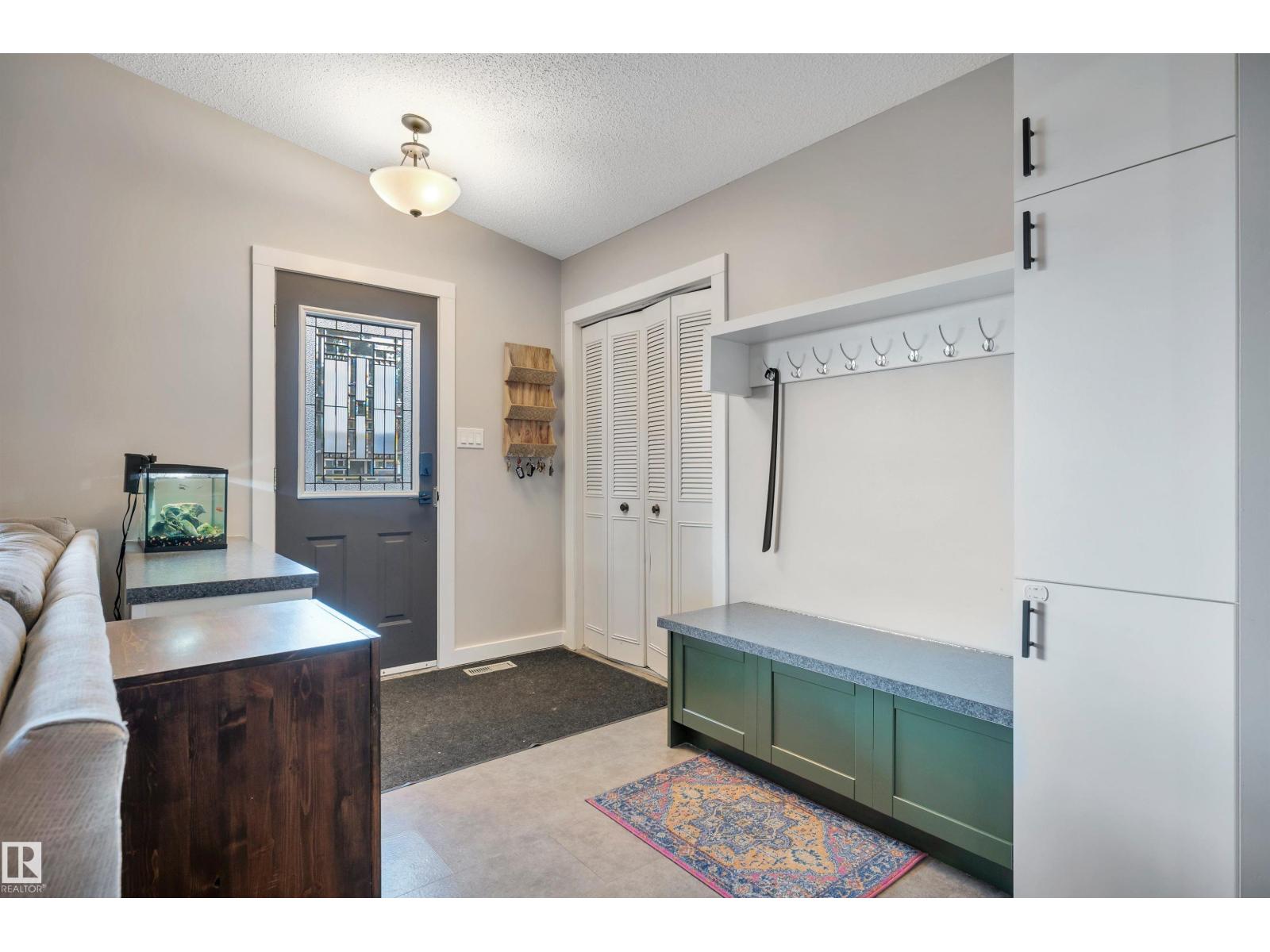 132 GARLAND CR