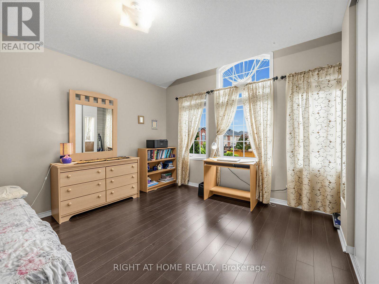106 Worthington Avenue, Brampton, Ontario  L7A 2E8 - Photo 25 - W14084678