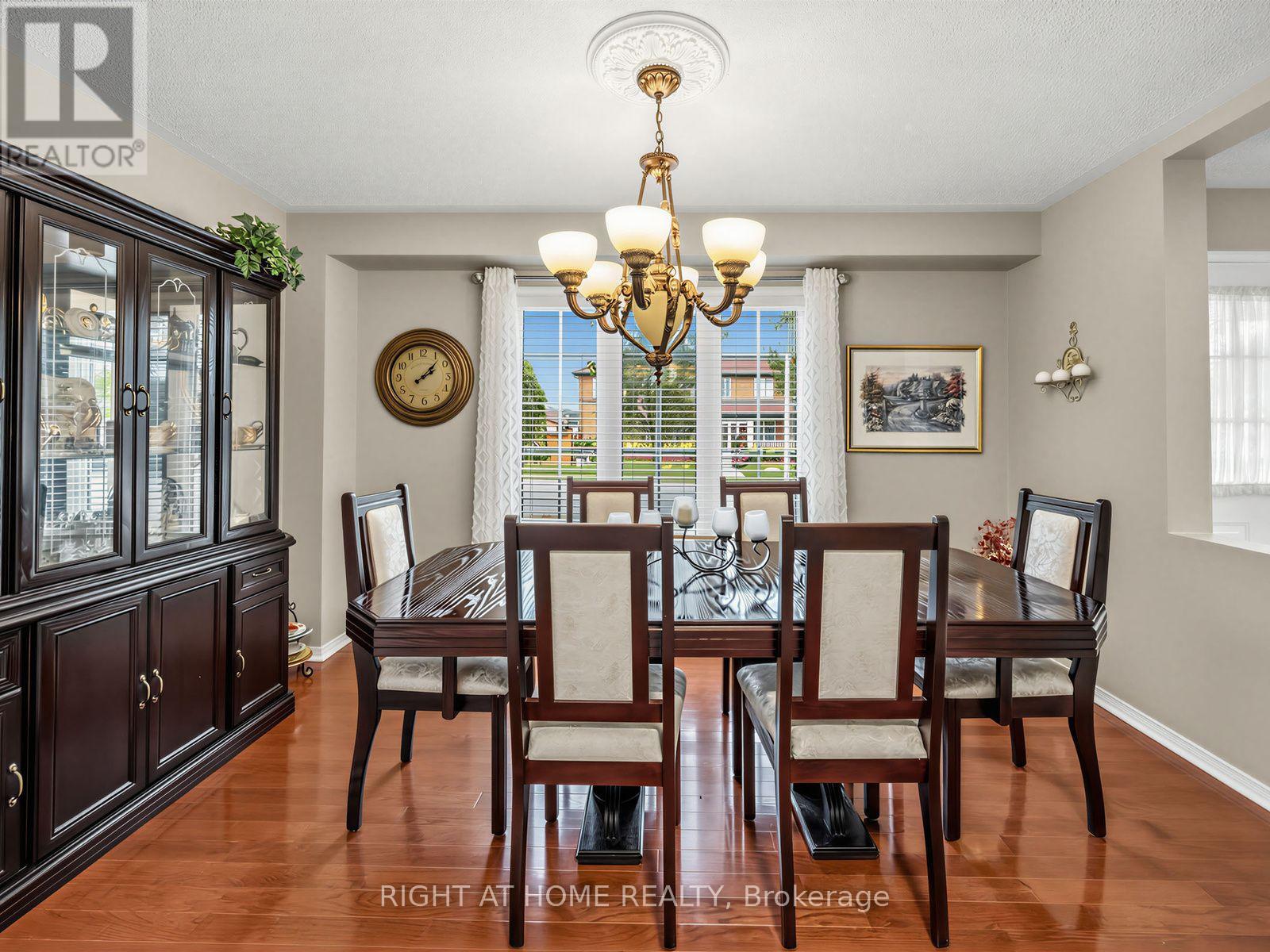 106 Worthington Avenue, Brampton, Ontario  L7A 2E8 - Photo 9 - W14084678