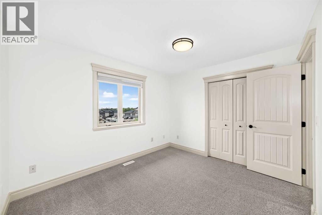 8 Shore Drive