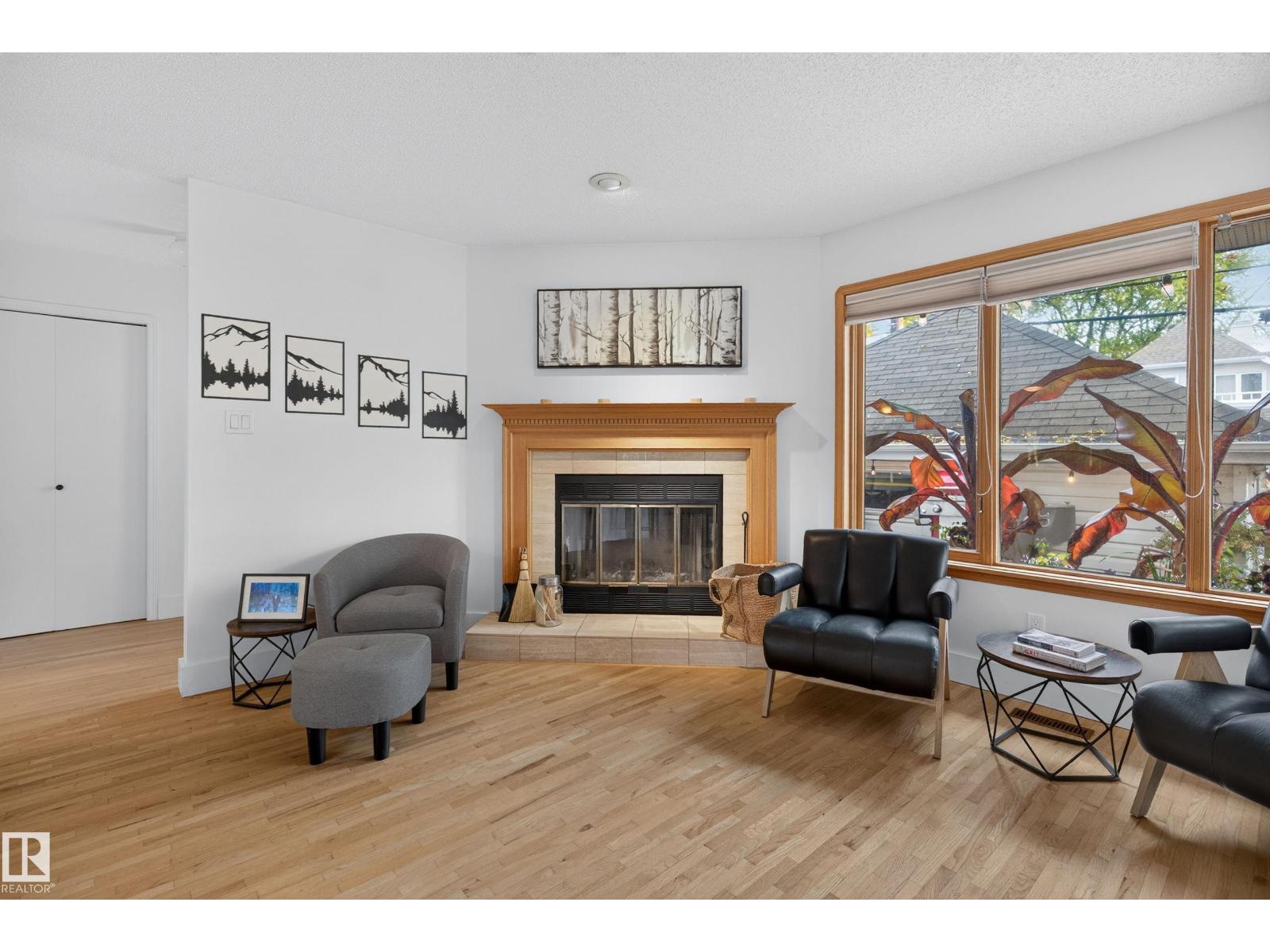 9601 101 ST NW