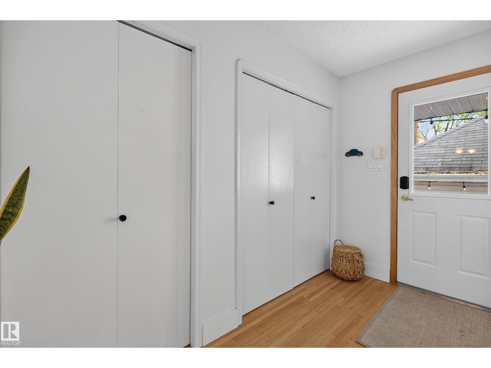 9601 101 ST NW