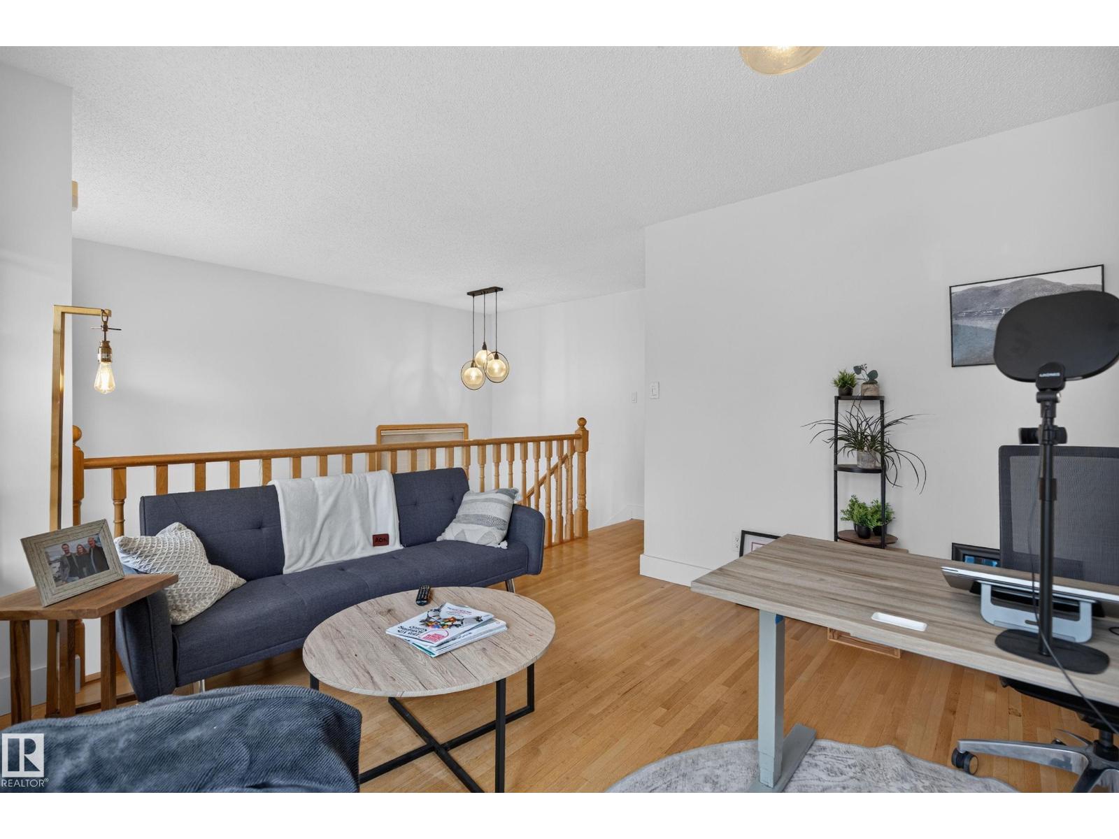 9601 101 ST NW