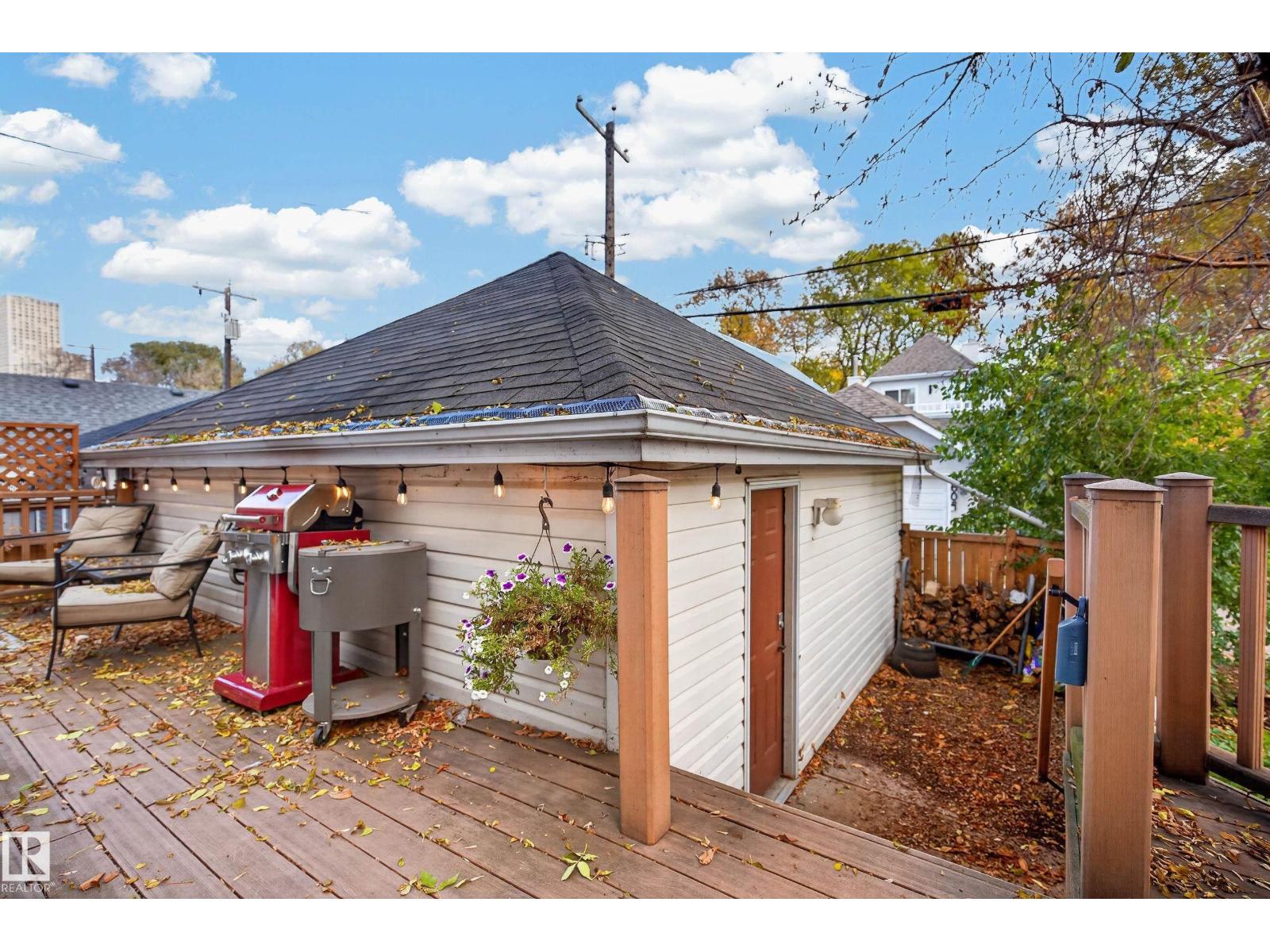 9601 101 ST NW